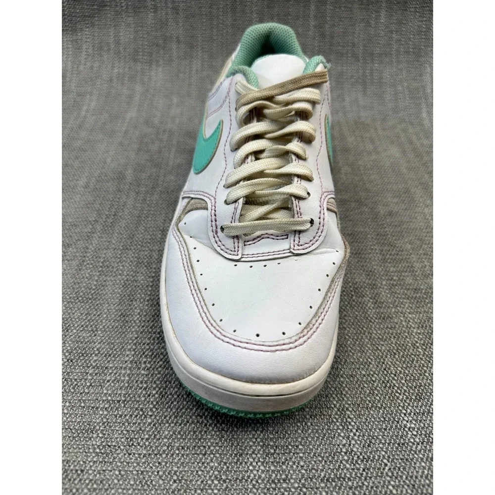 Nike Gamma Force FN7109-100 Womens 7.5 Athletic Shoes White Emerald Rise Sneaker